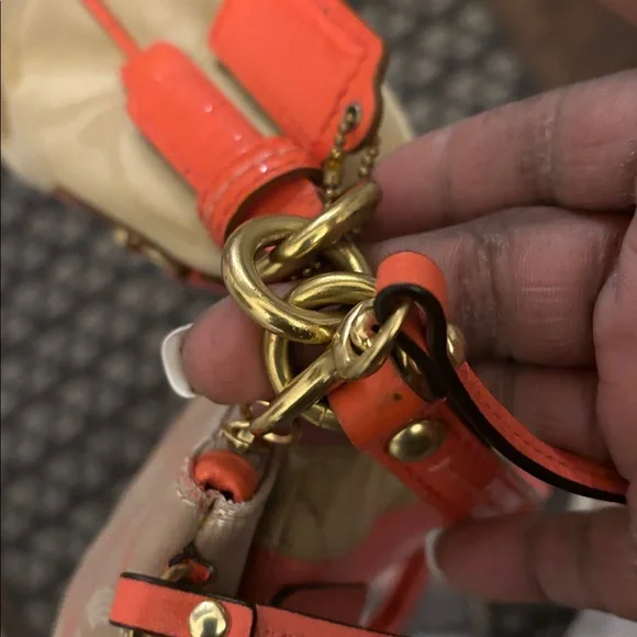 Stylish Gold and Pink Women's Bag/ Bundle of two - Picture 7 of 15